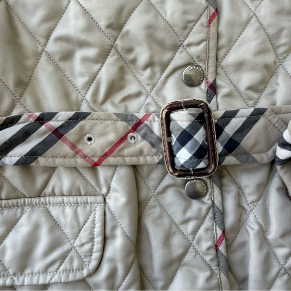 Baby kid Vest jacket 10T beige Burberry lightly fleeced - Picture 2 of 4